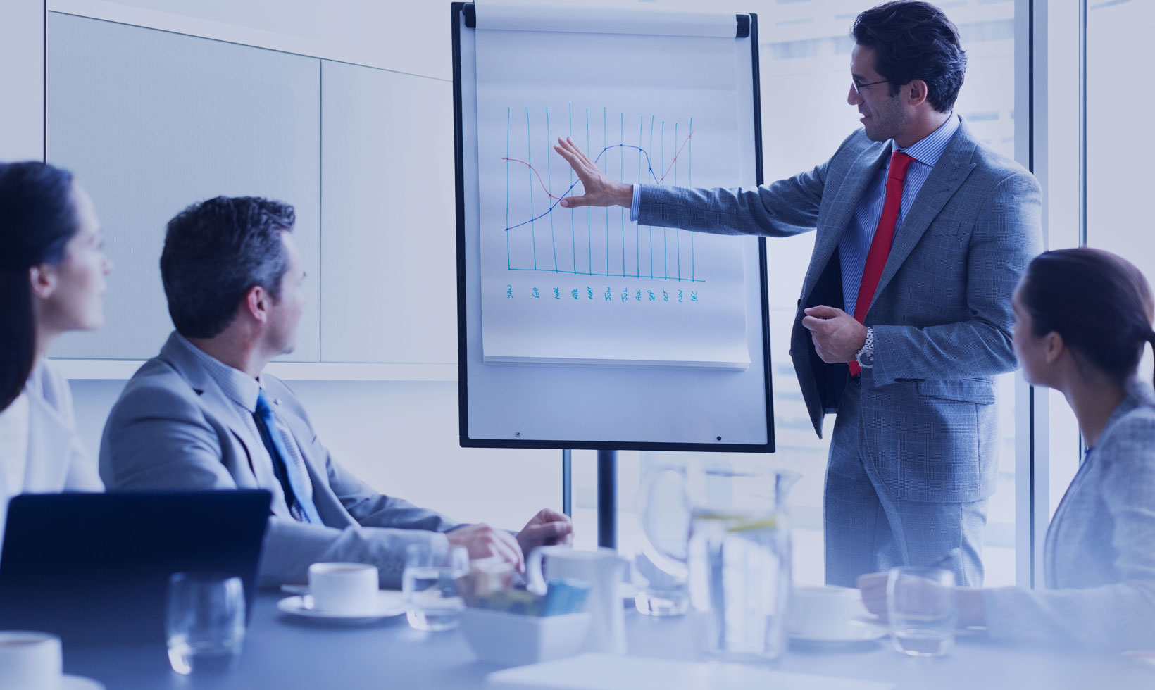 첨단 ICT기술을 선도하는 기업, 고객의 성공을 위한 최고의 파트너가 되겠습니다